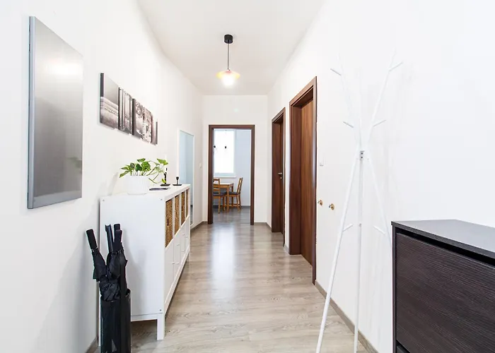 Karolína - 4kk, Garden Terrace, Free Parking * Ostrava