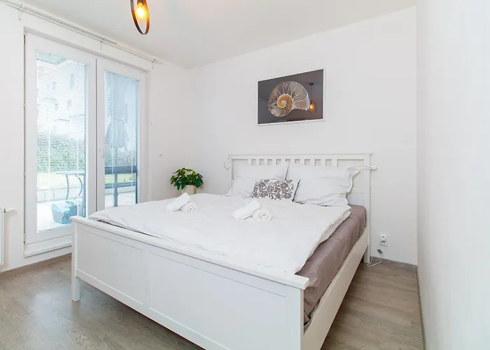 Apartamento Karolína - 4kk, Garden Terrace, Free Parking *