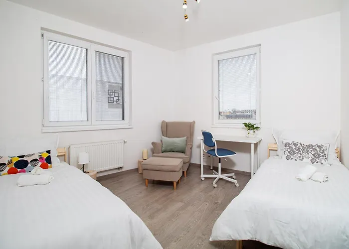 Karolína - 4kk, Garden Terrace, Free Parking Apartamento Ostrava