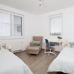 Karolina - 4kk, Garden Terrace, Free Parking Apartman Ostrava